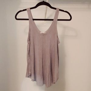 Grey tank top